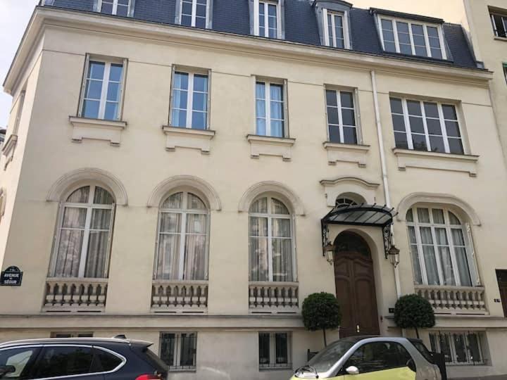 Appartement Paris 7Eme Invalides/ Tour Eiffel 1Er Etage Exterior photo